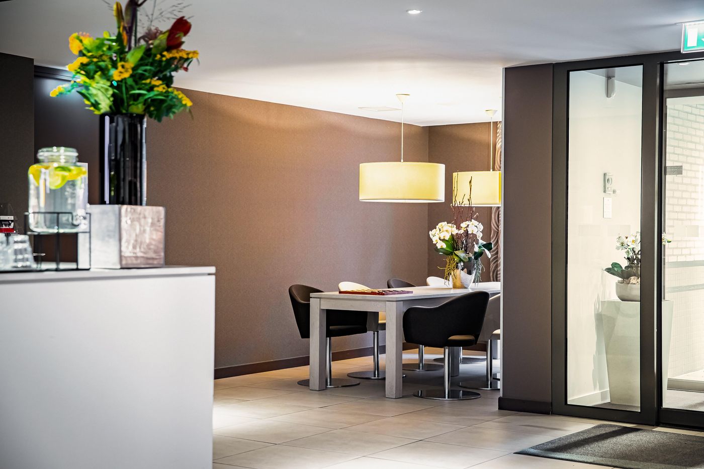 Holiday Inn Express The Hague Parliament-Netherlands-THE HAGUE-Lobby-10