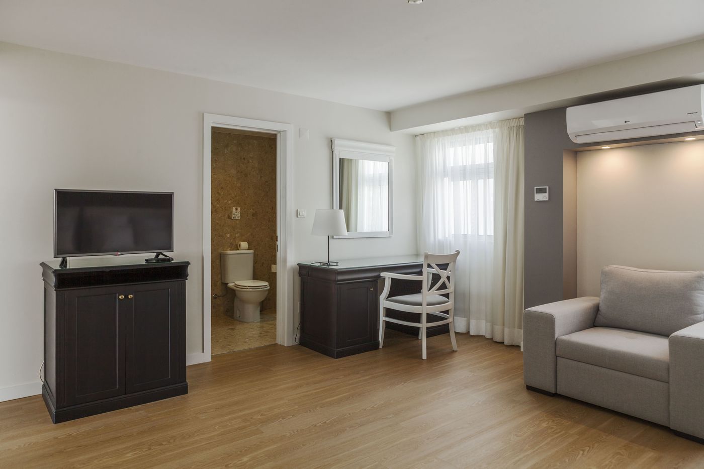 Hotel-Apartamentos-Gaivota-Room-35