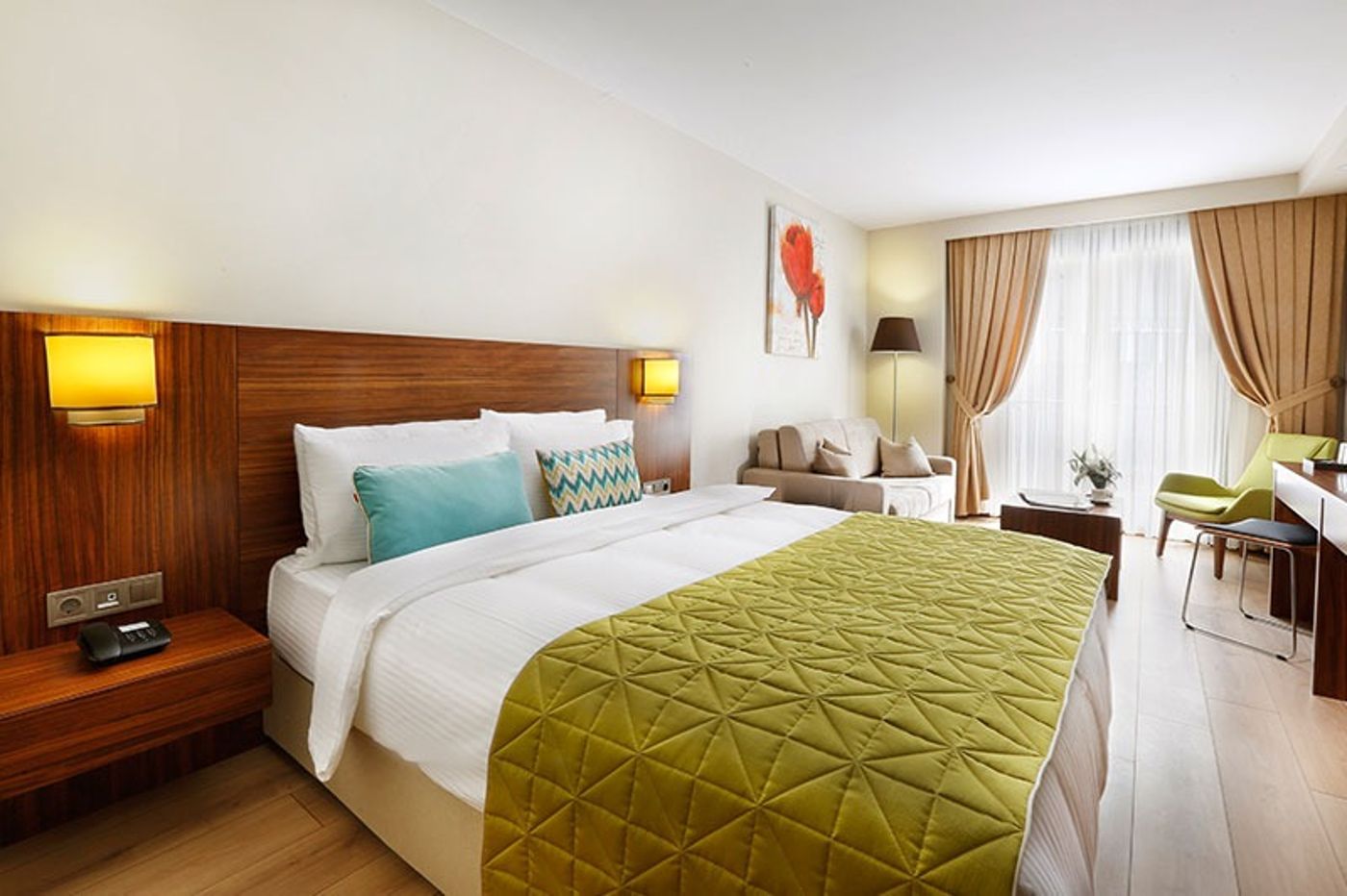 The-White-Orient-Hotel-Room-18