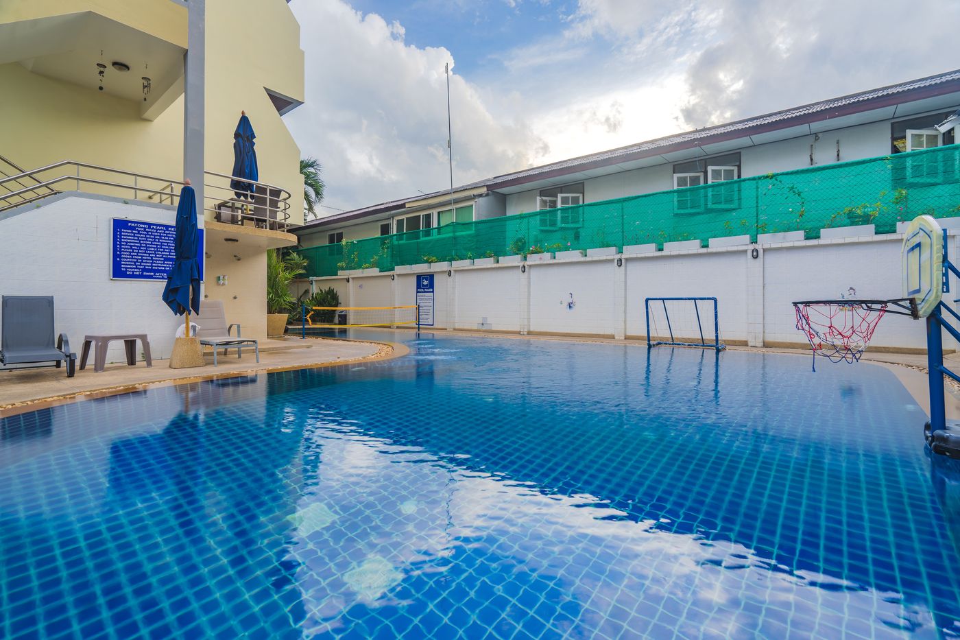 Patong-Pearl-Resortel-Phuket-Pool-1