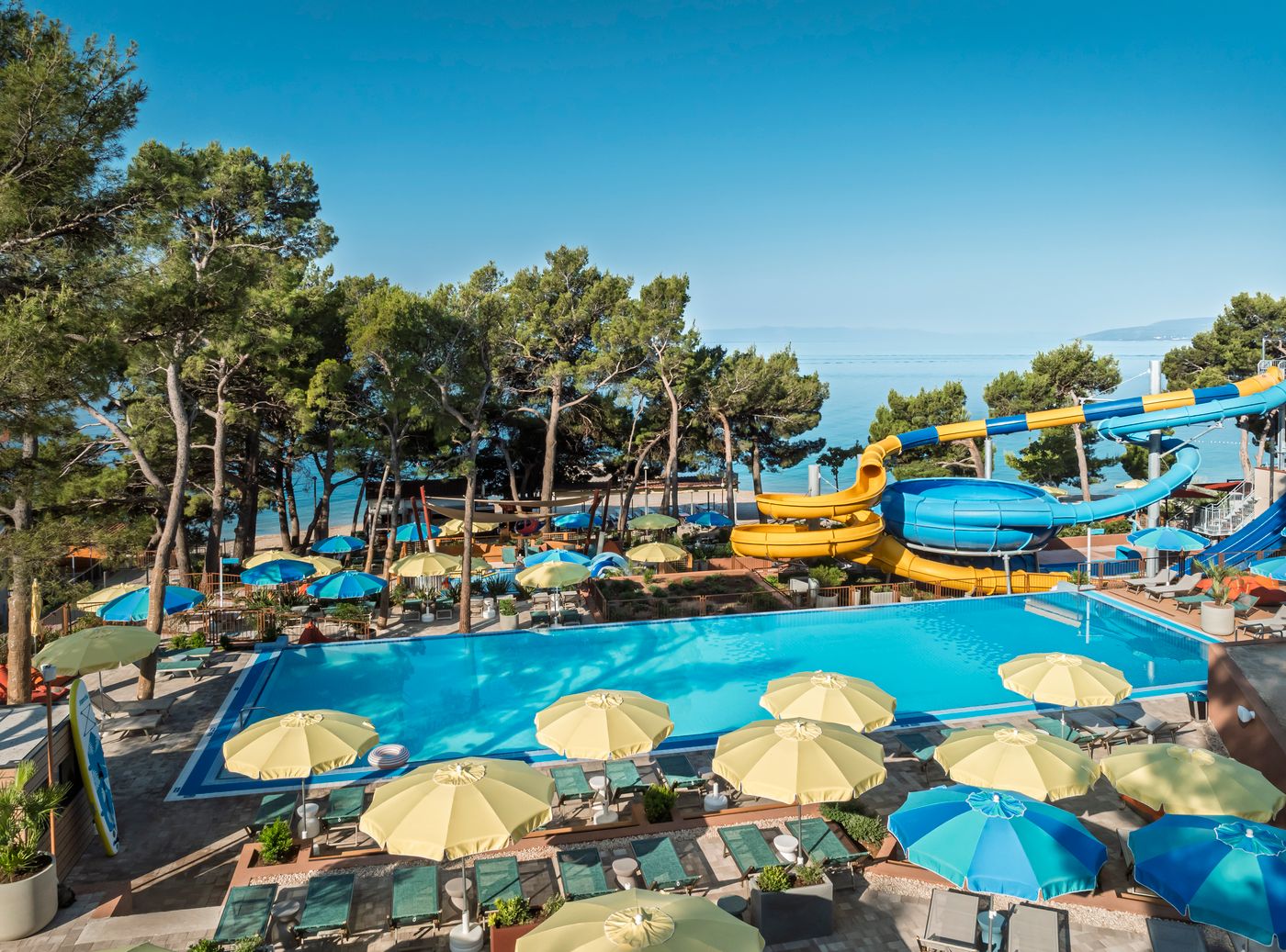 Sunny-Makarska-by-Valamar-Pool-2