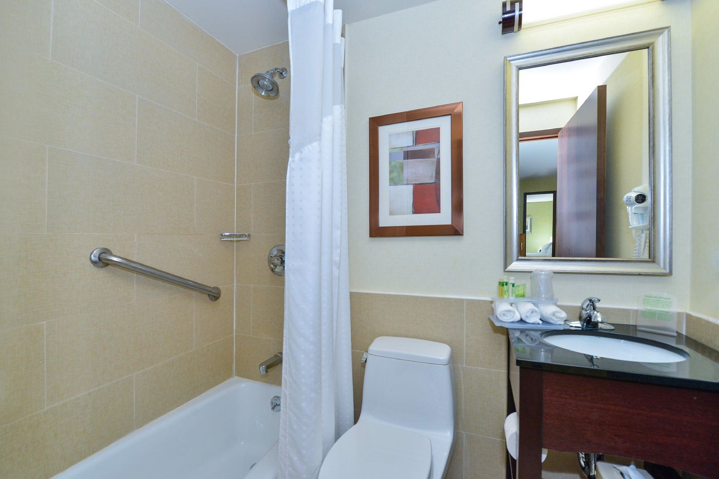 Holiday-Inn-Express-Manhattan-Midtown-West-Room-27