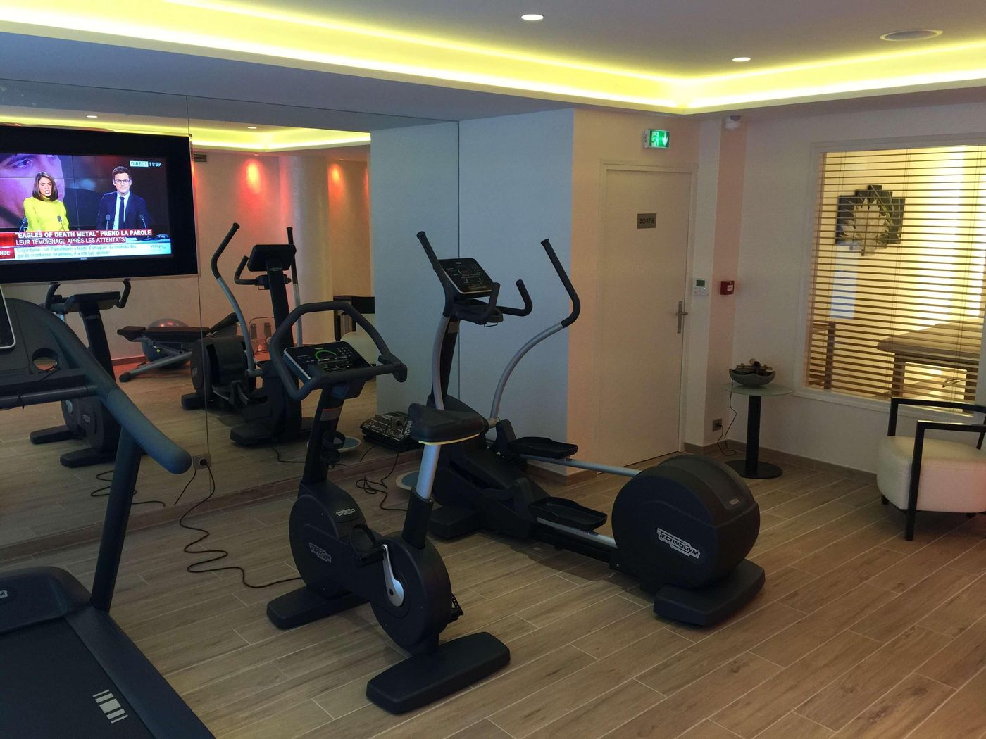 Le-M-Hotel-Paris-Sports-and-Entertainment-35