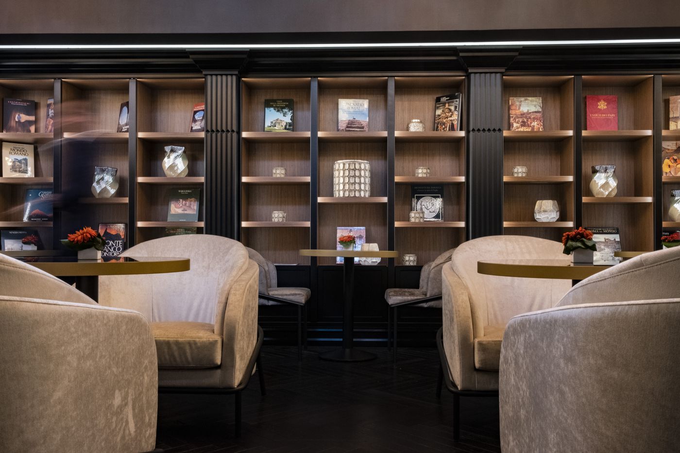 U-Visionary-Roma-Hotel-Bar-2