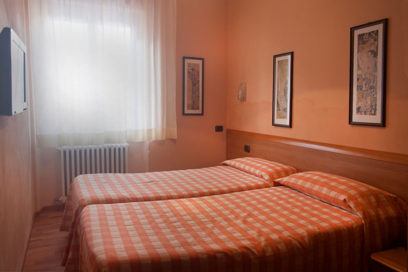 Hotel-Bernardino-Room-16