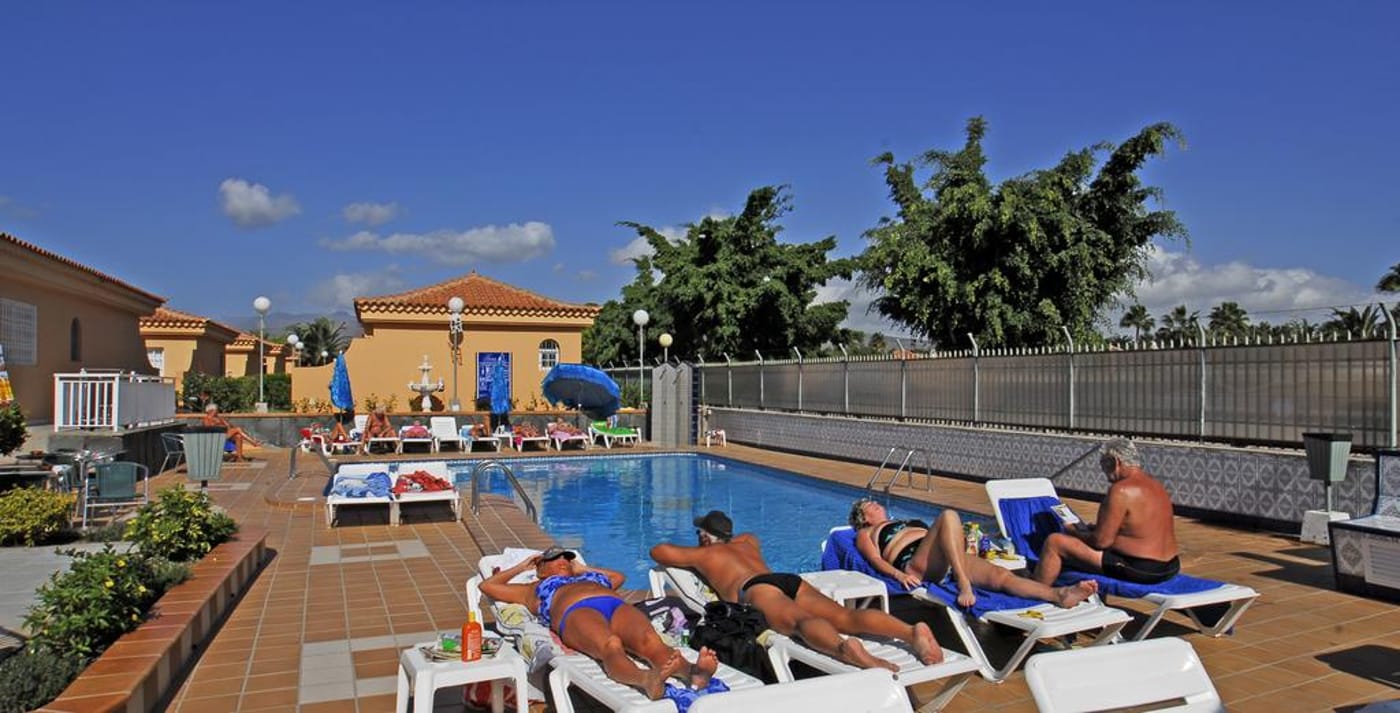 Tara-Bungalows-Pool-4