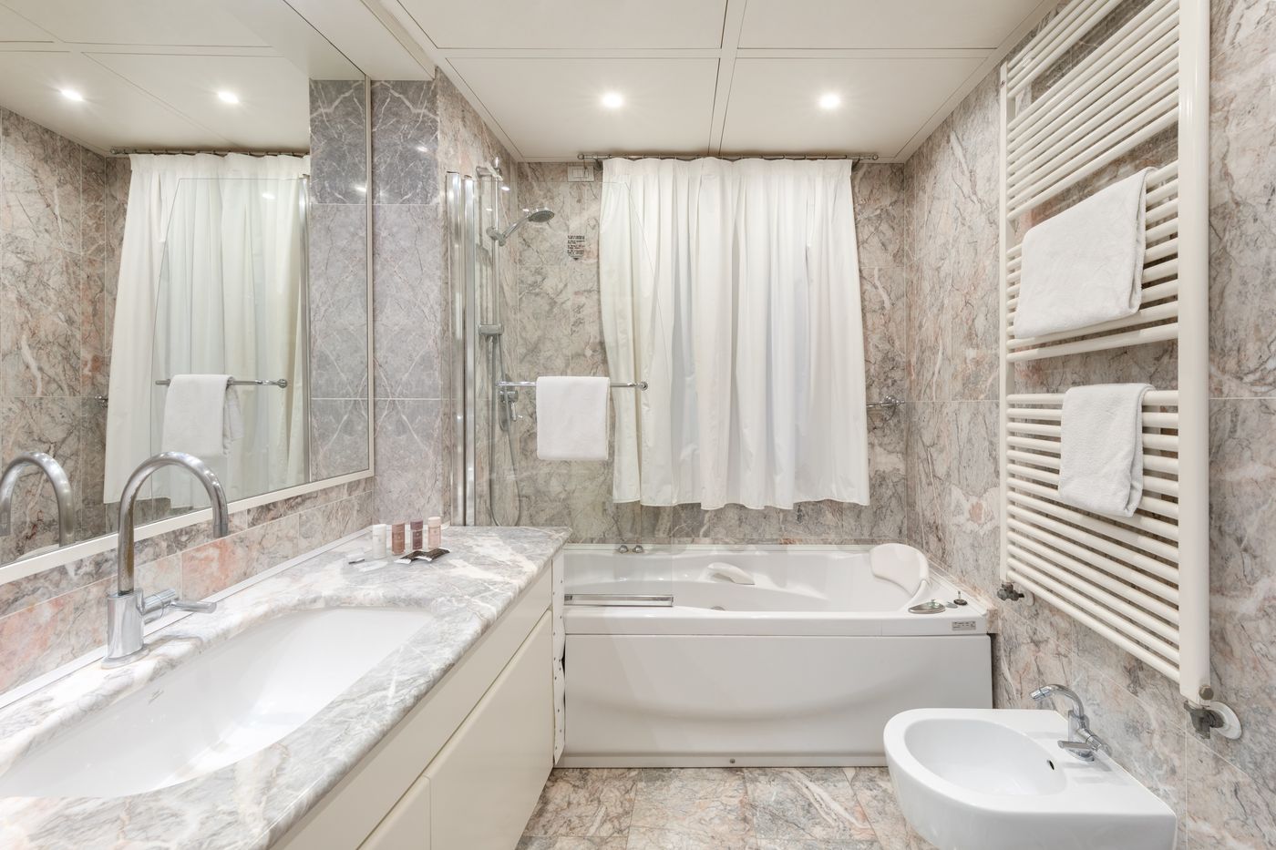 Ca Fortuny-Italy-Venezia-Room-10