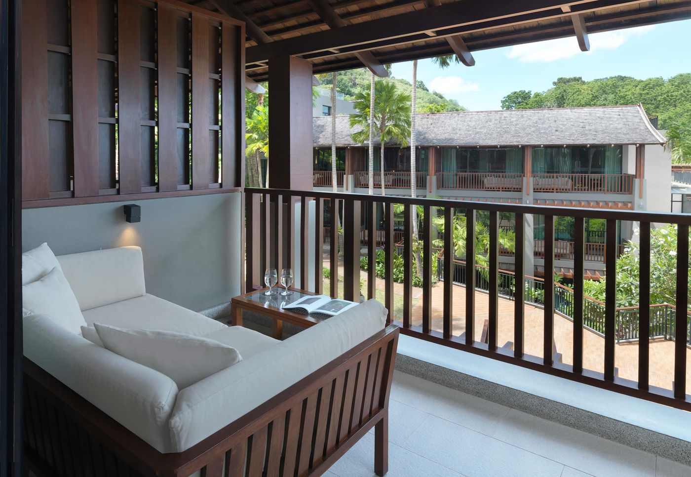 Avista-Hideaway-Resort-and-Spa-Room-11