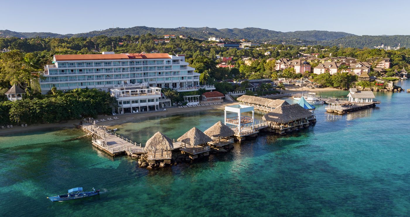 Sandals-Ochi-Beach-Resort-All-Inclusive-Adults-Only-General-view-34