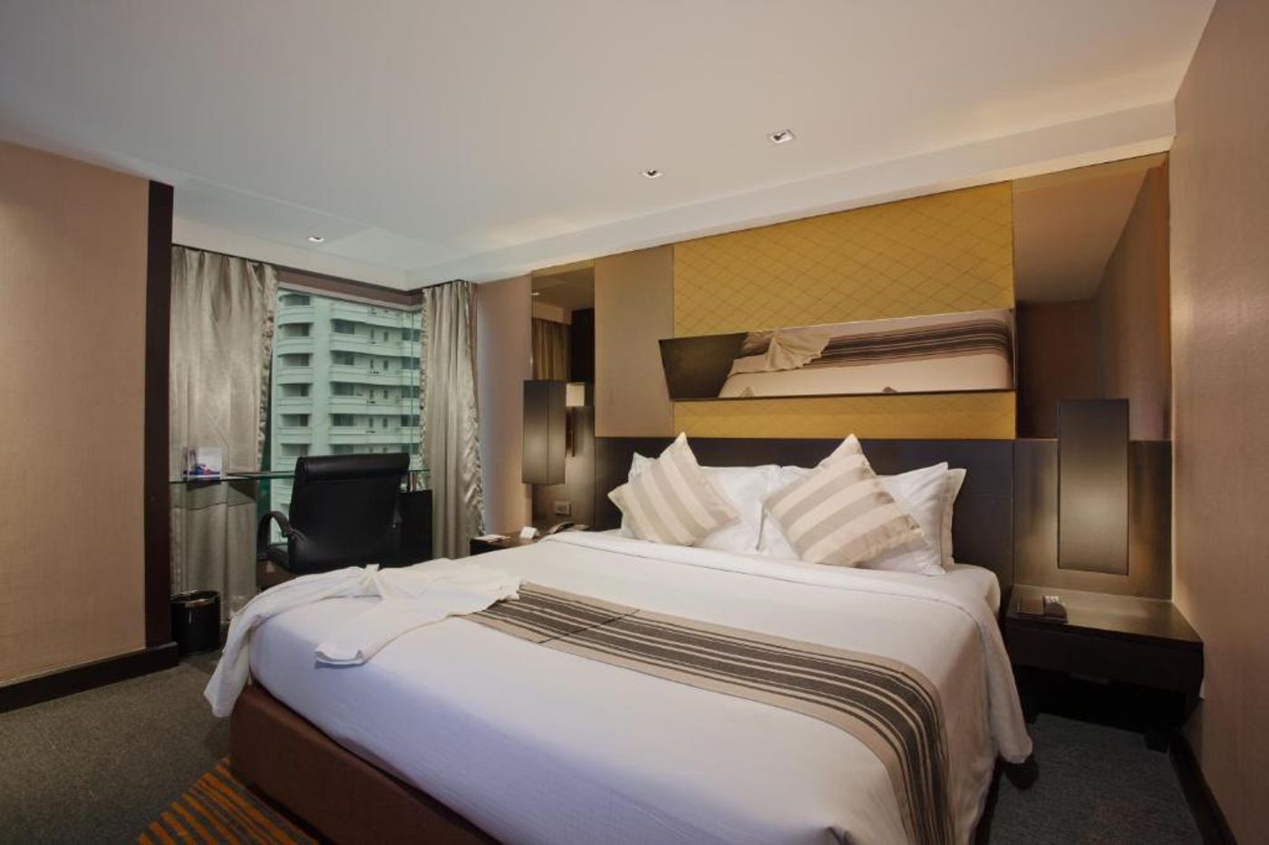 Golden Tulip Mandison Suites-Thailand-BANGKOK-Room-6
