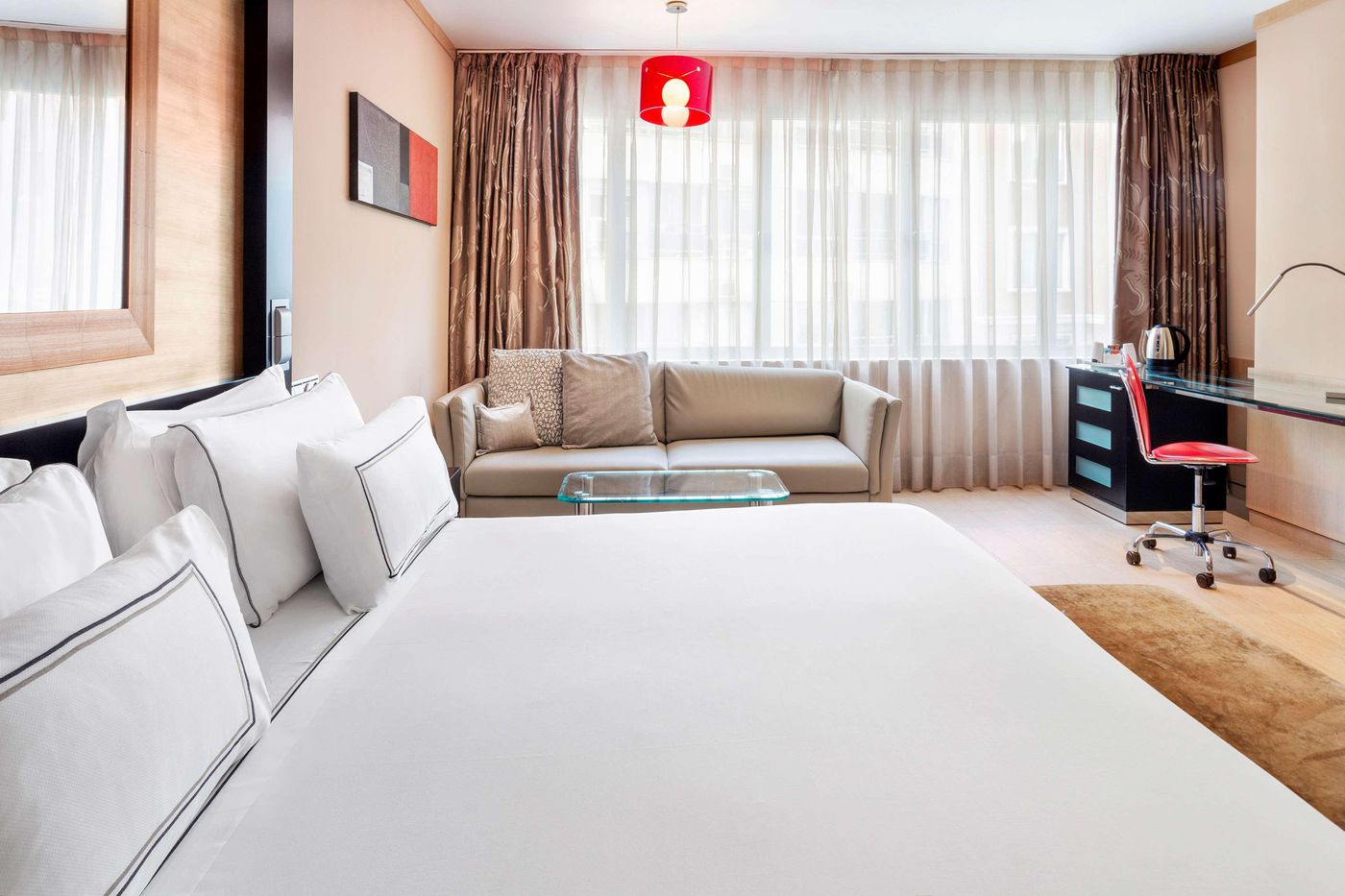 Melia-Madrid-Princesa-Room-43