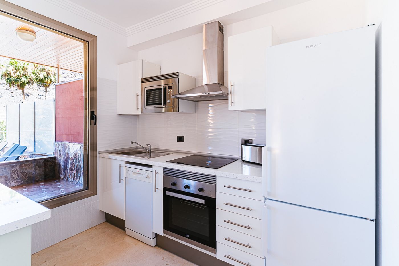 New - Cordial Mogan Solaz