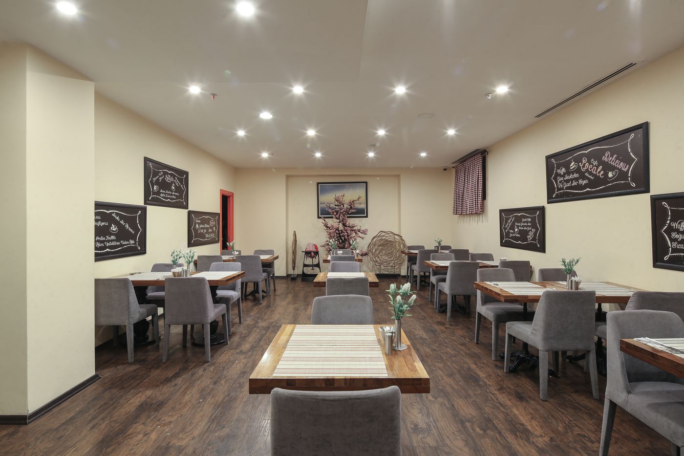 The-Gate-30-Suites-Hotel-Restaurant-36