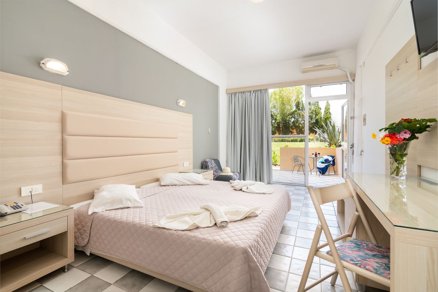 Sabina-Hotel-Room-11