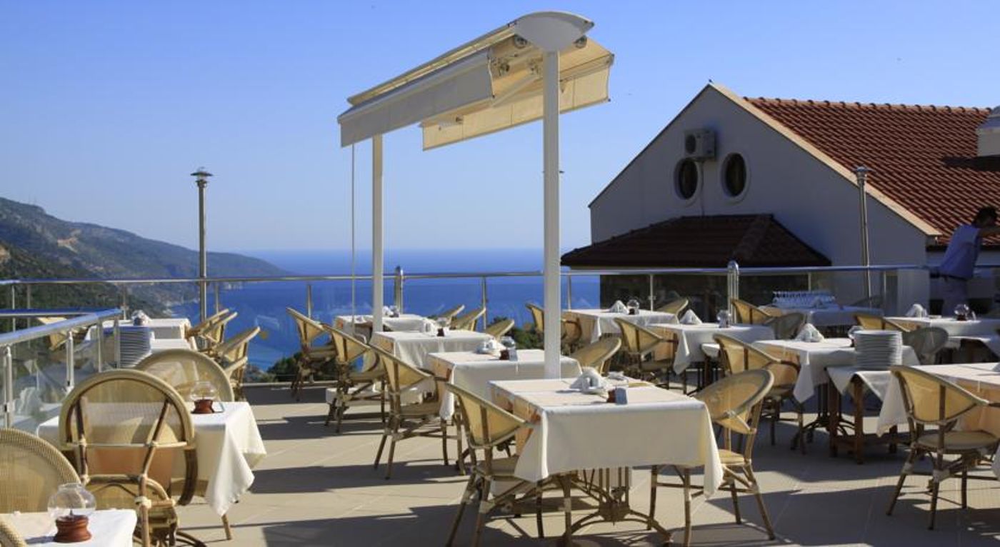 Golden Life Heights Deluxe Suite Hotel - Adults Only