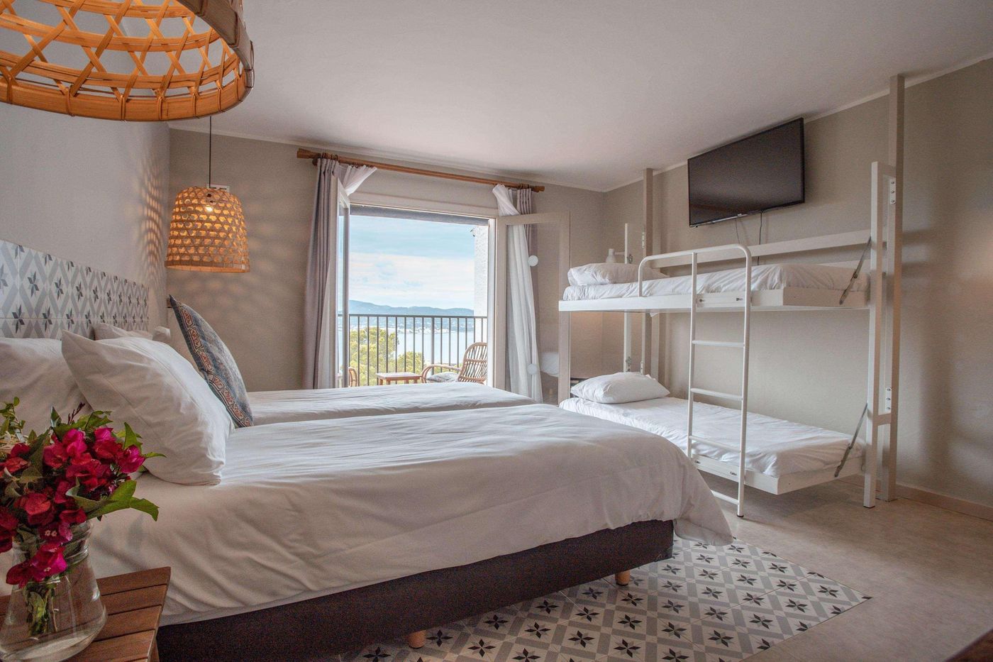 Marble-Hotel-Stella-Maris-Room-24