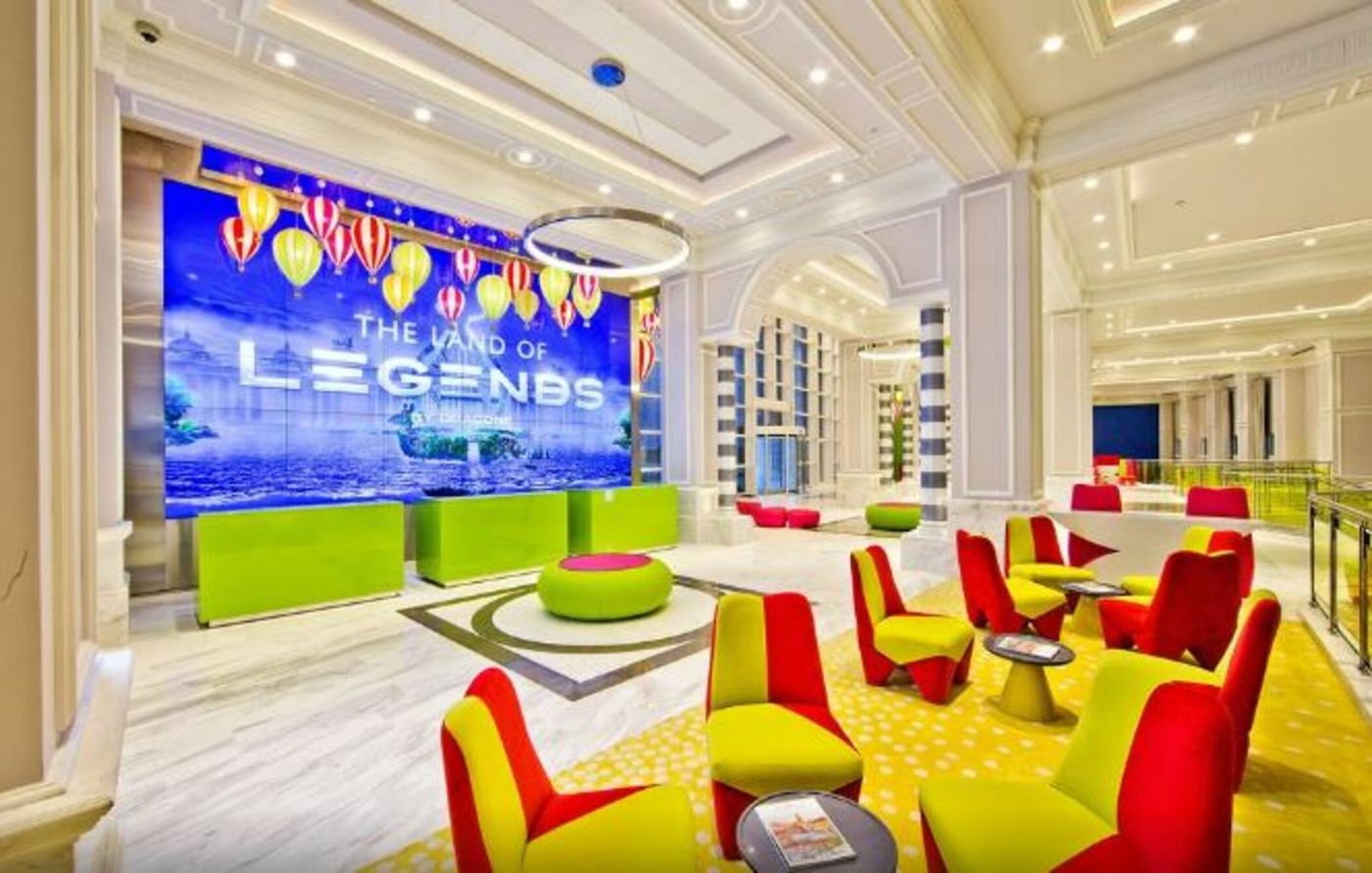 The-Land-of-Legends-Kingdom-Lobby-59