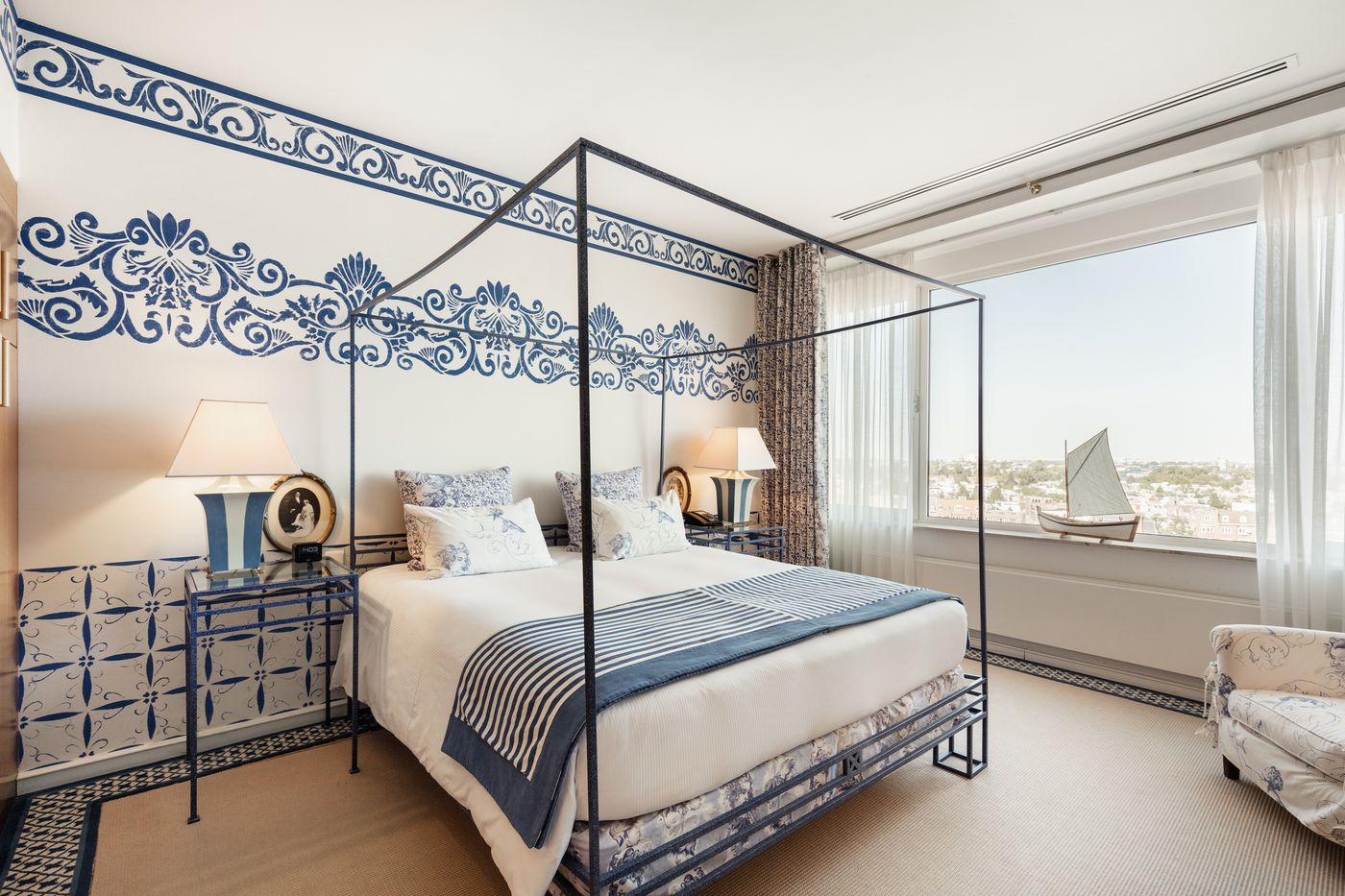 Hilton-Amsterdam-Room-8