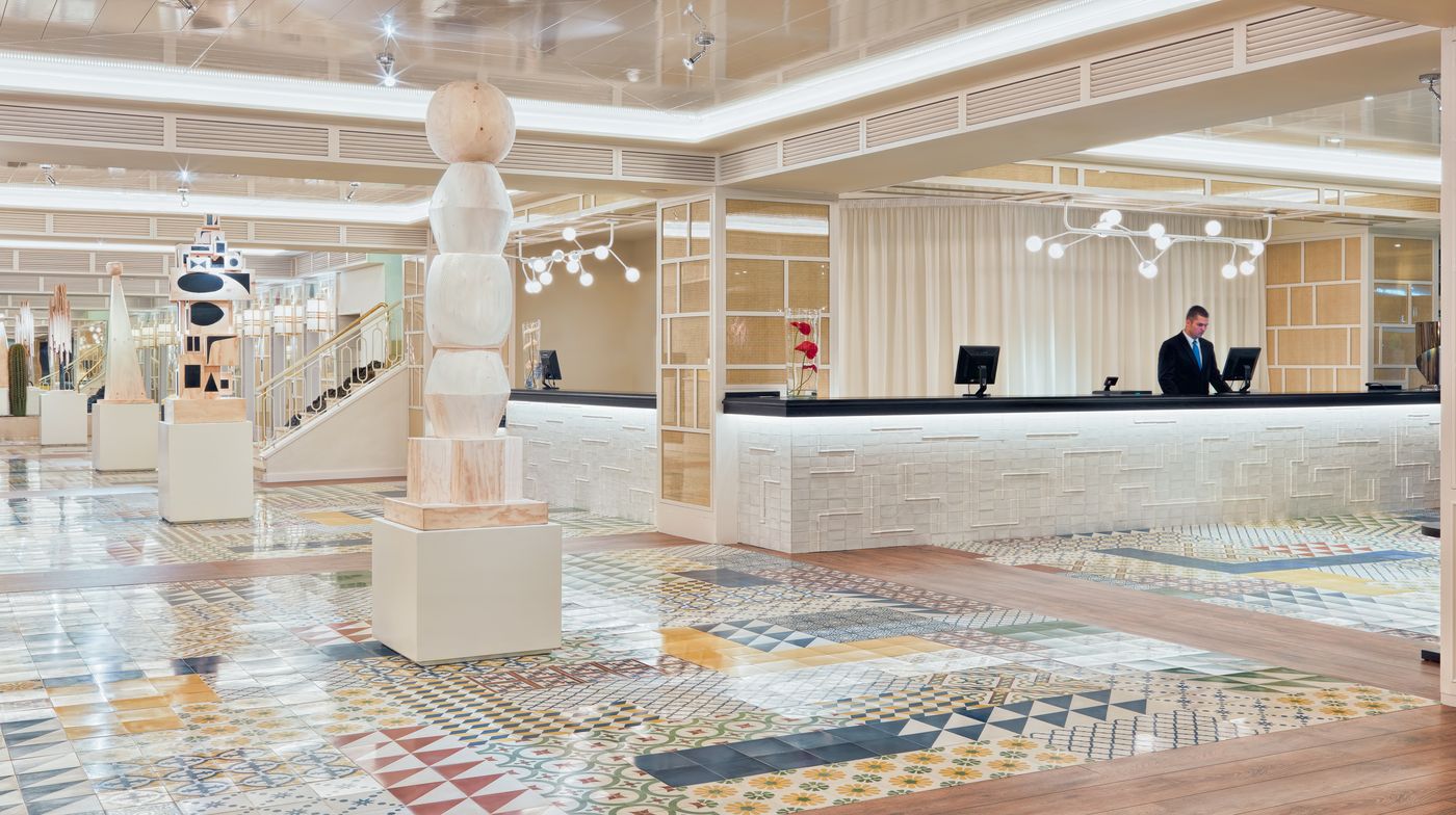 H10-Las-Palmeras-Lobby-46