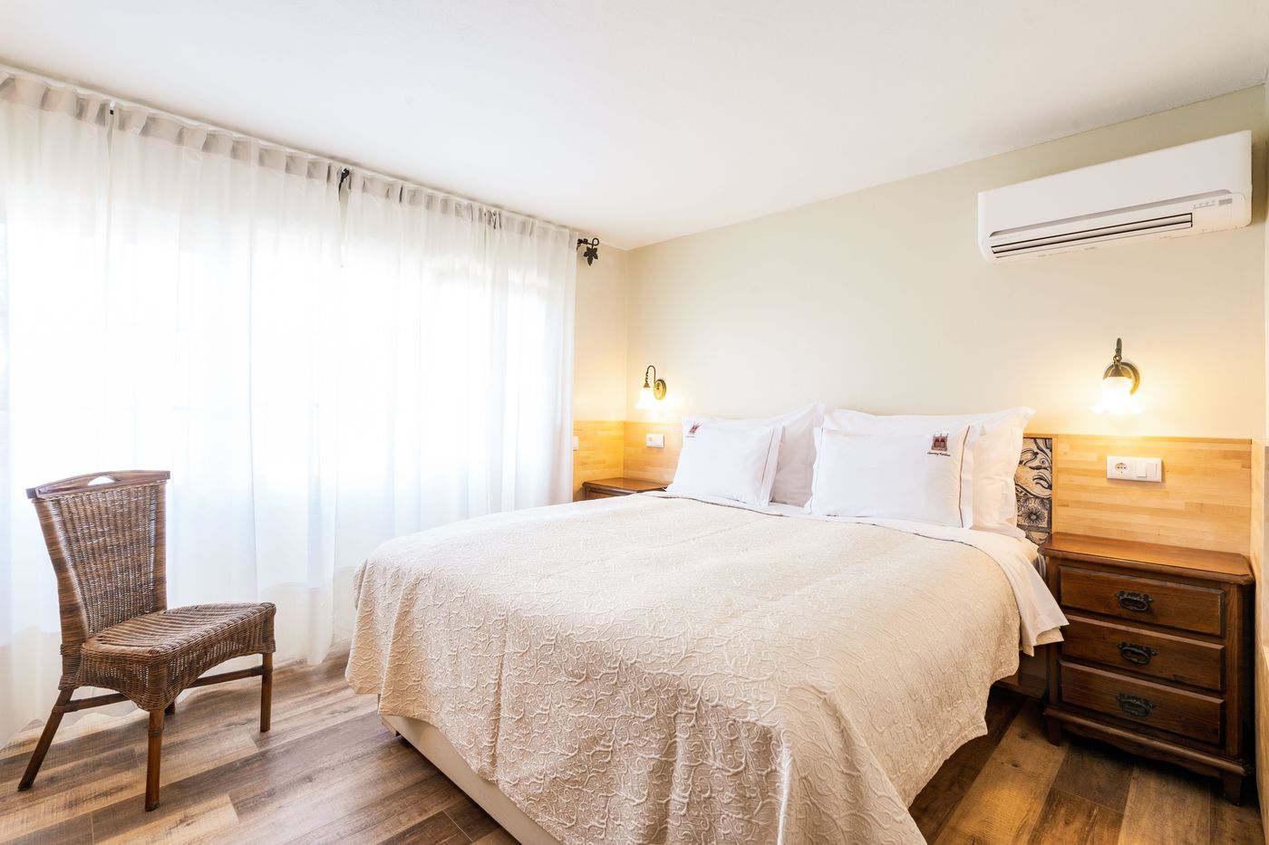 Vilas-Dinis---Adults-Only-Room-30