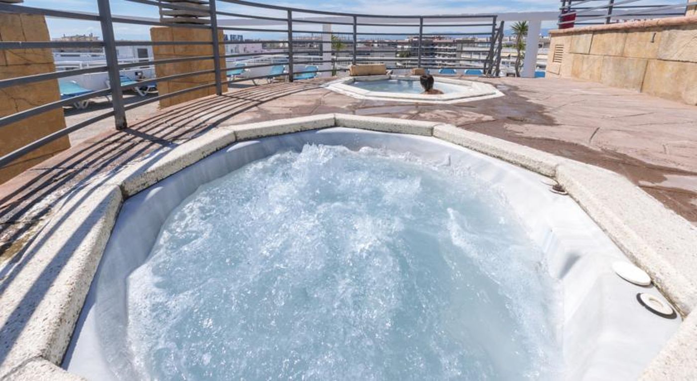 Olympus Palace Hotel