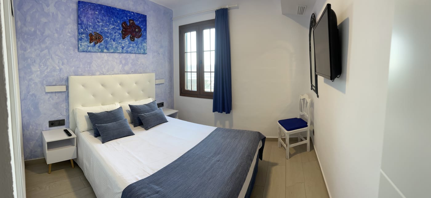 El-Bergantin-Menorca-Club-Room-16