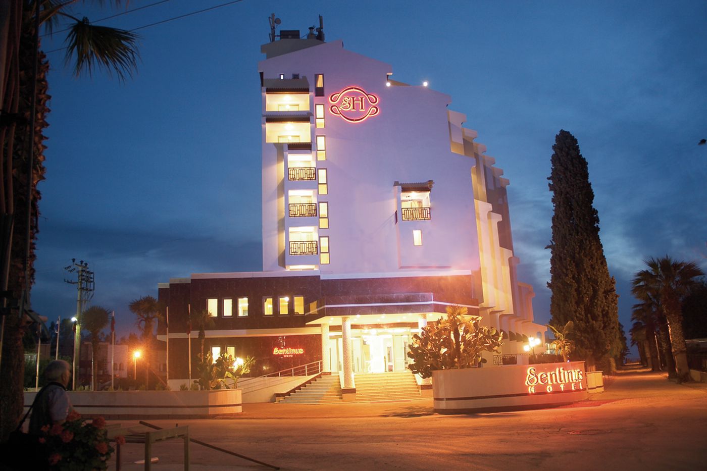 Sentinus Beach Hotel