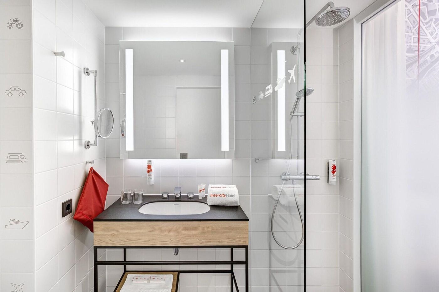 IntercityHotel-Amsterdam-Airport-Room-43