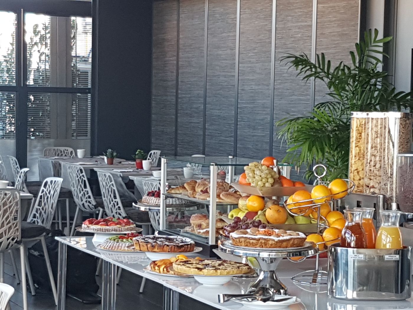 Monti-Palace-Hotel-Restaurant-56