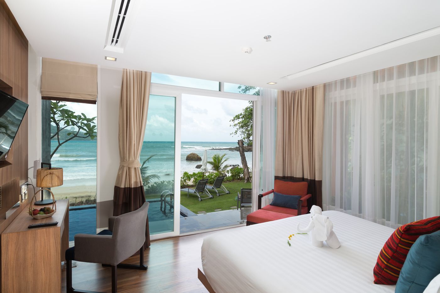 Novotel-Phuket-Kamala-Room-42