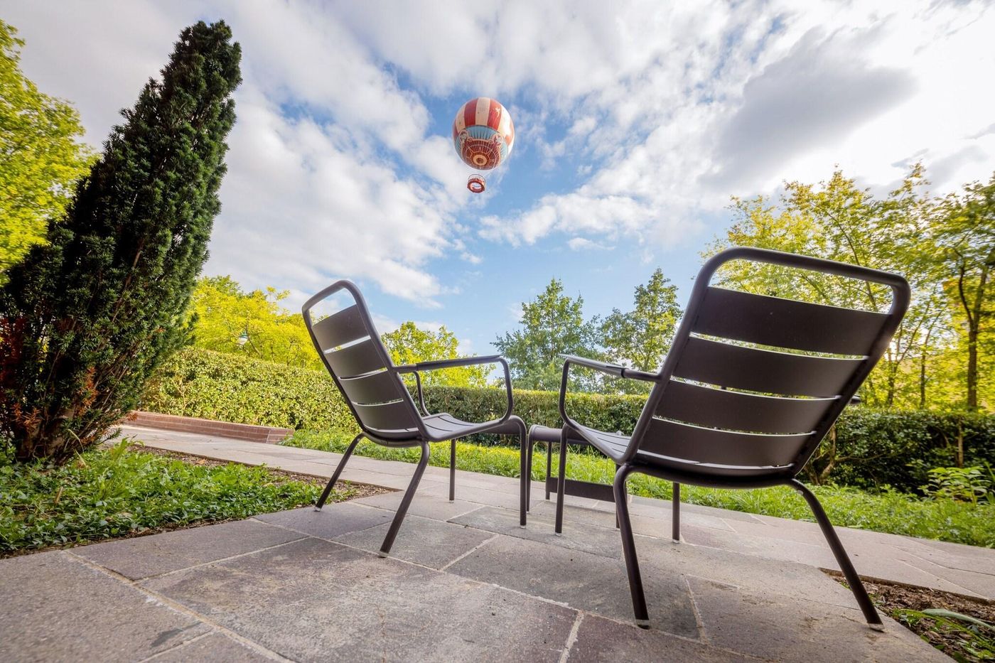 Disney-s-Hotel-New-York-Terrace-16