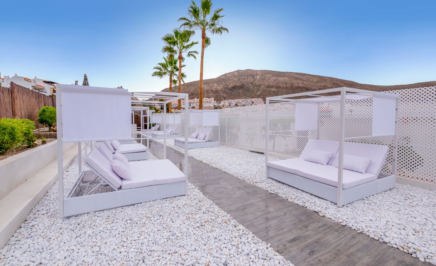 Checkin-Bungalows-Atlantida-Terrace-10