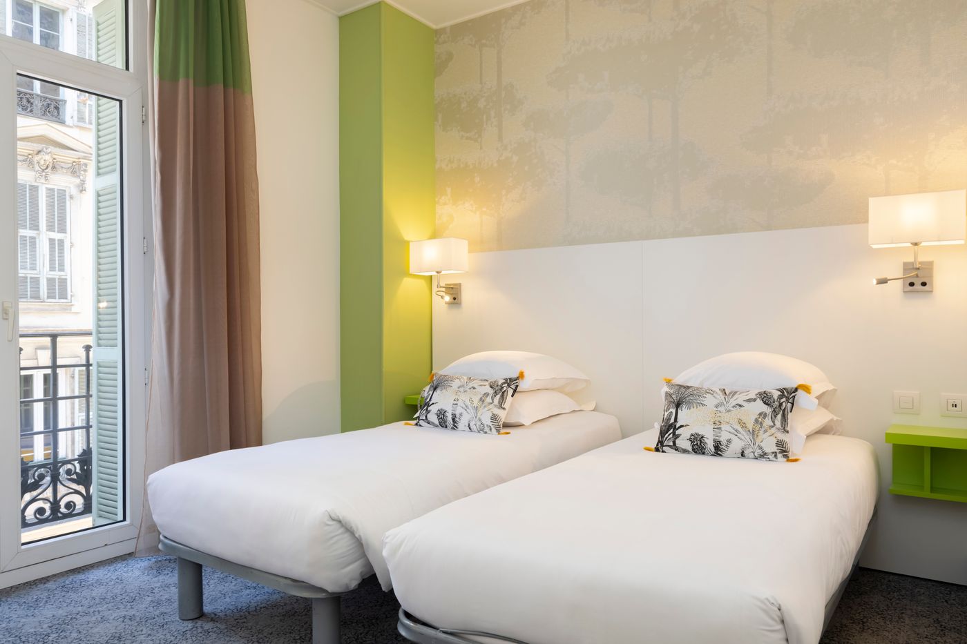 Hotel-Byakko-Nice-Centre-Room-32