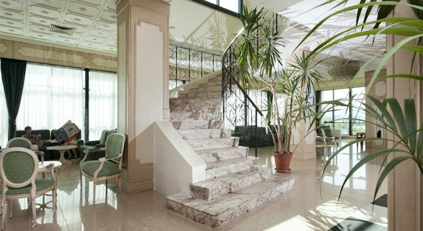 Club-Esse-Mediterraneo-Lobby-6