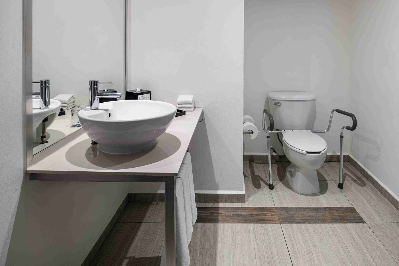 Aloft-Cancun-Room-27