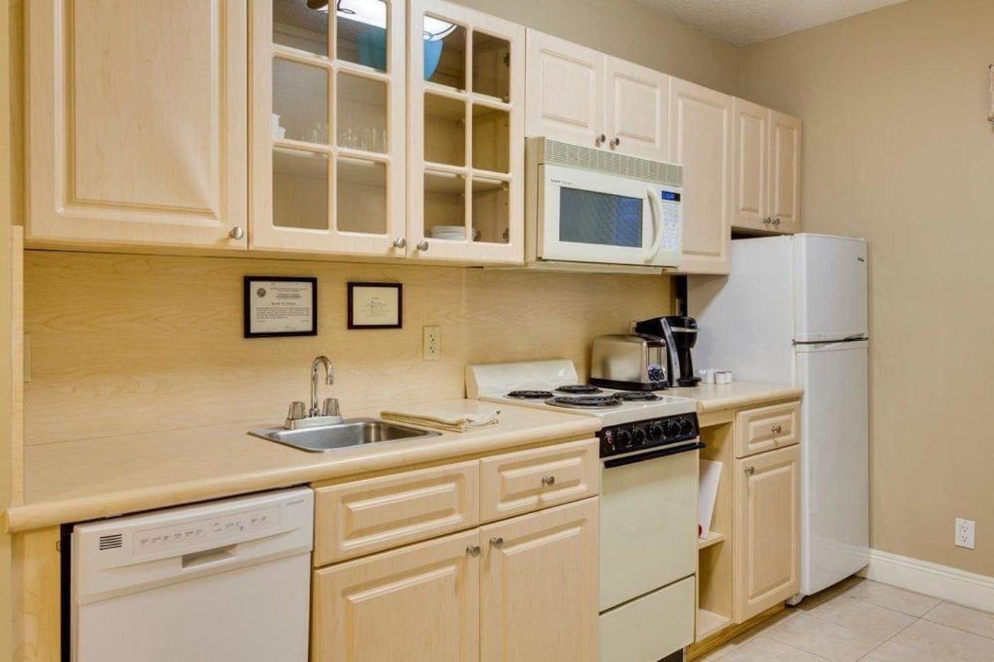 Sun Habour Boutique - United States - SURFSIDE - General view - 6