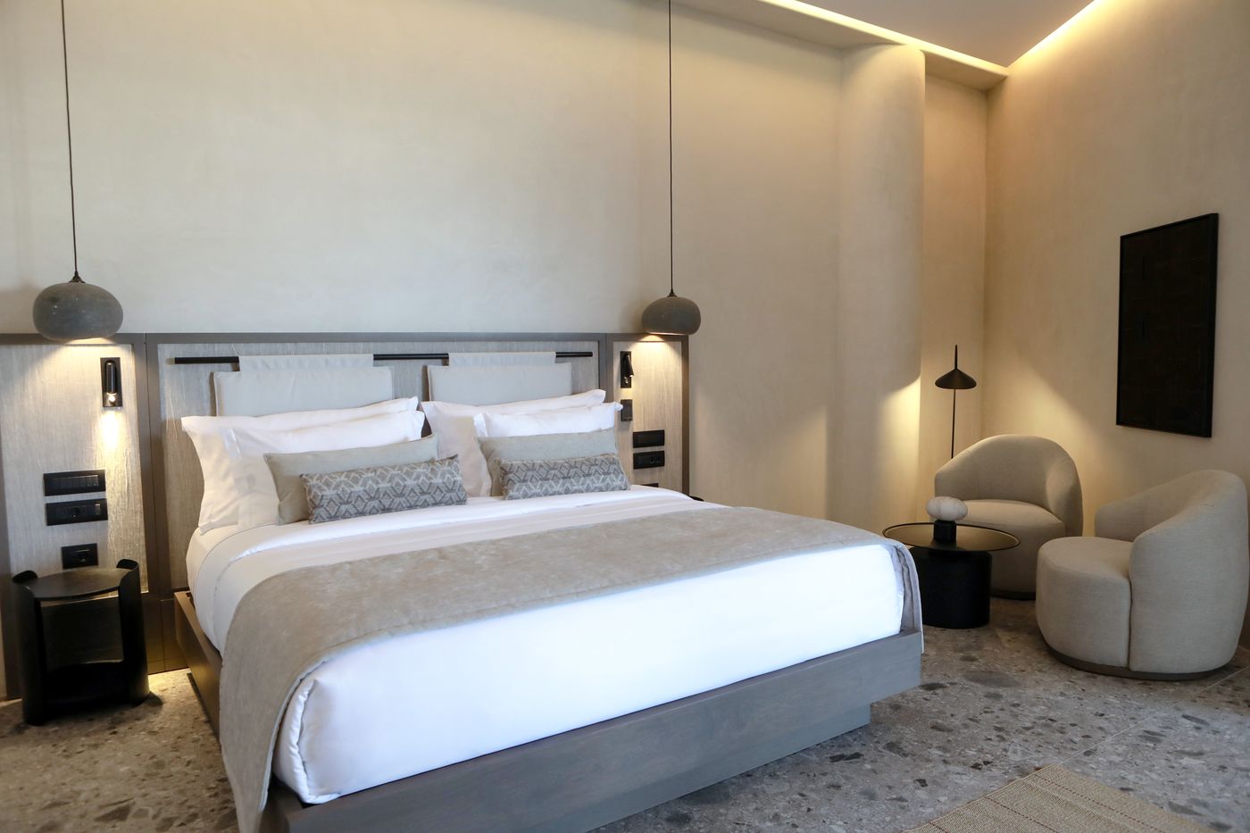 Aeonic-Suites---Spa-Room-38