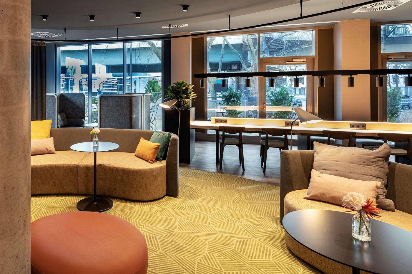 NH-Koln-Altstadt-Conferences-4