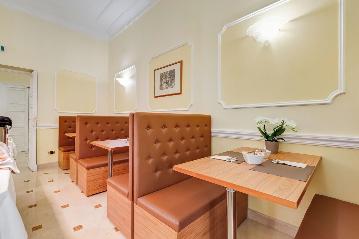 Residenza-Cellini-Restaurant-14