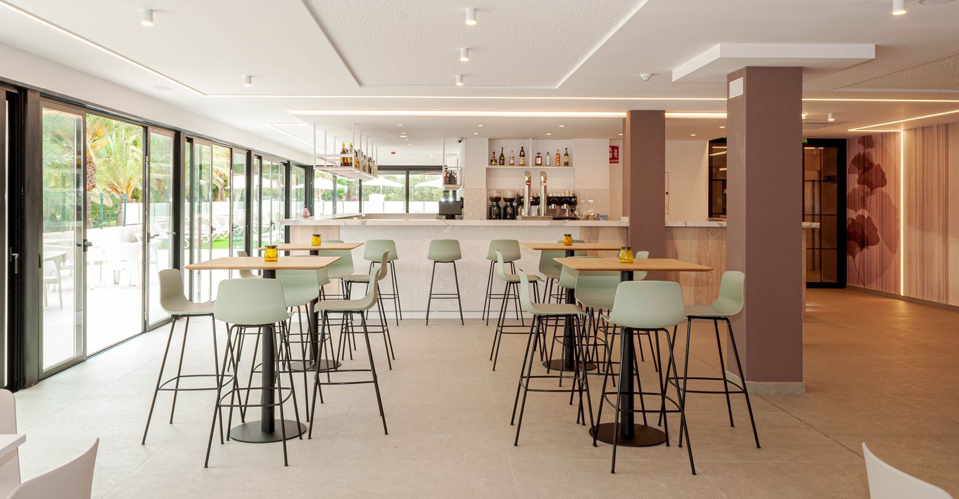 Prince-Park-Hotel-Bar-38