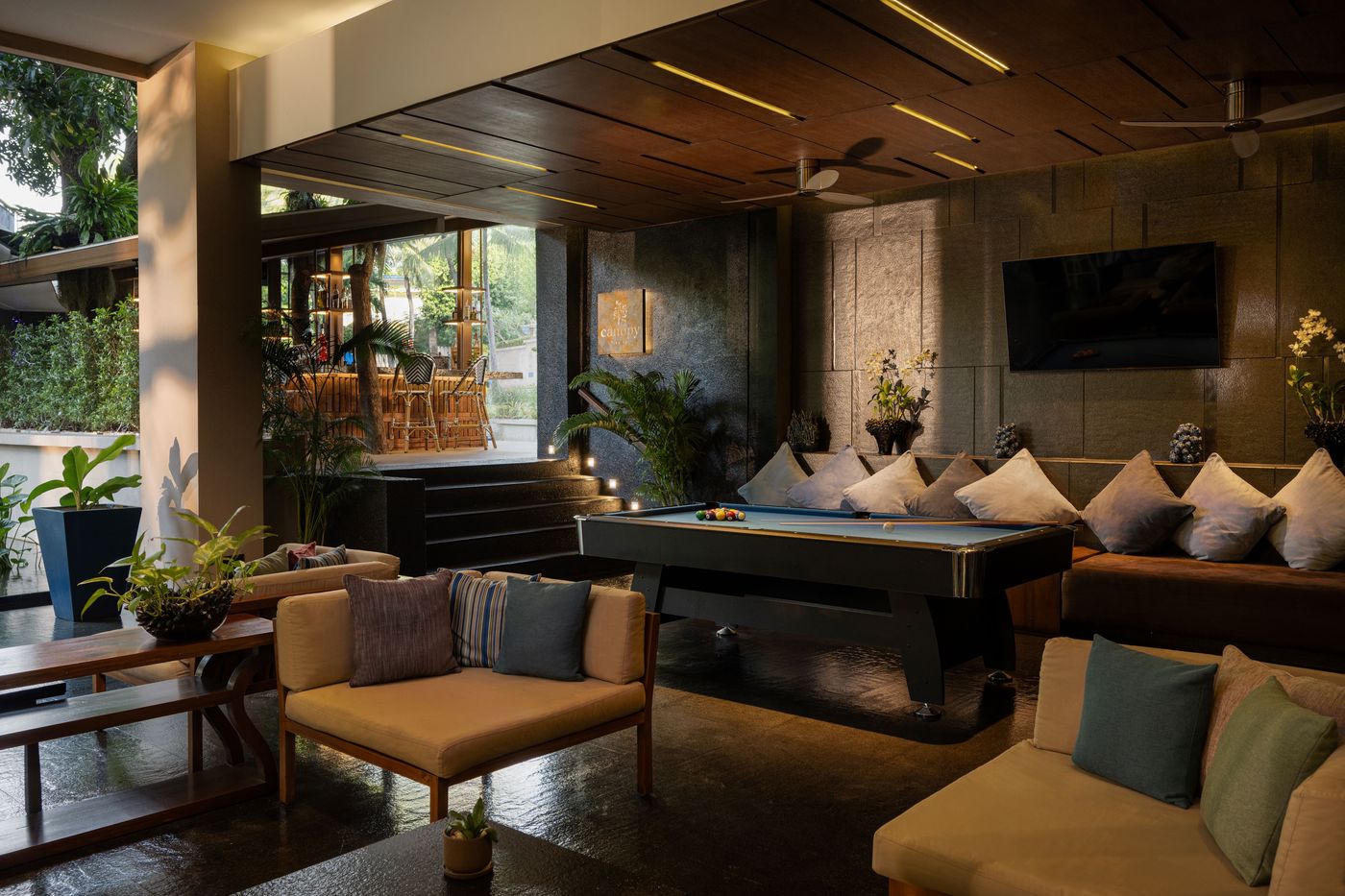 Avista-Resort---Spa-Lobby-58