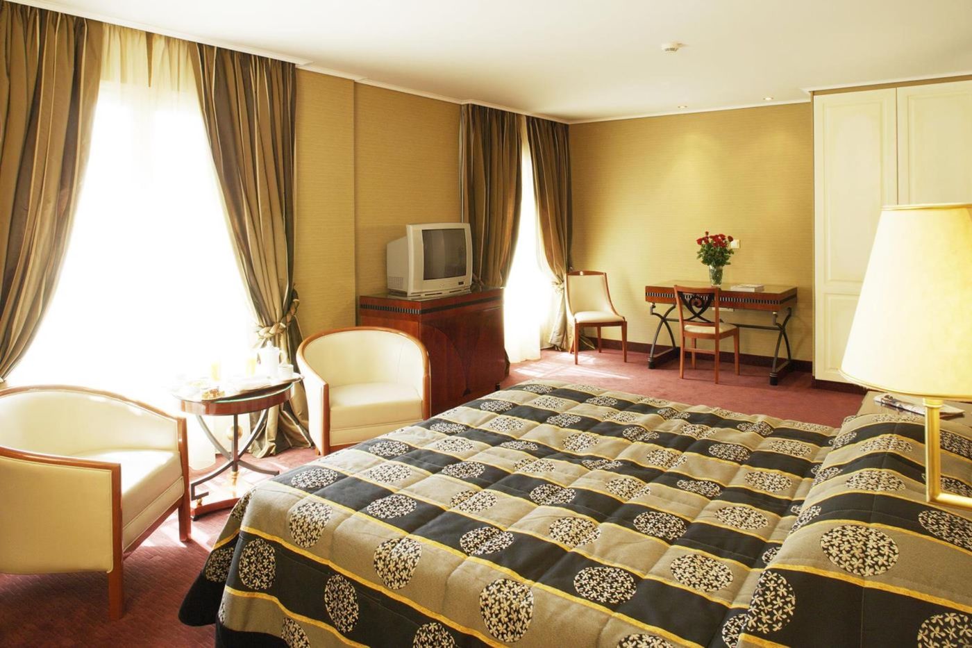 Piraeus-Theoxenia-Room-18