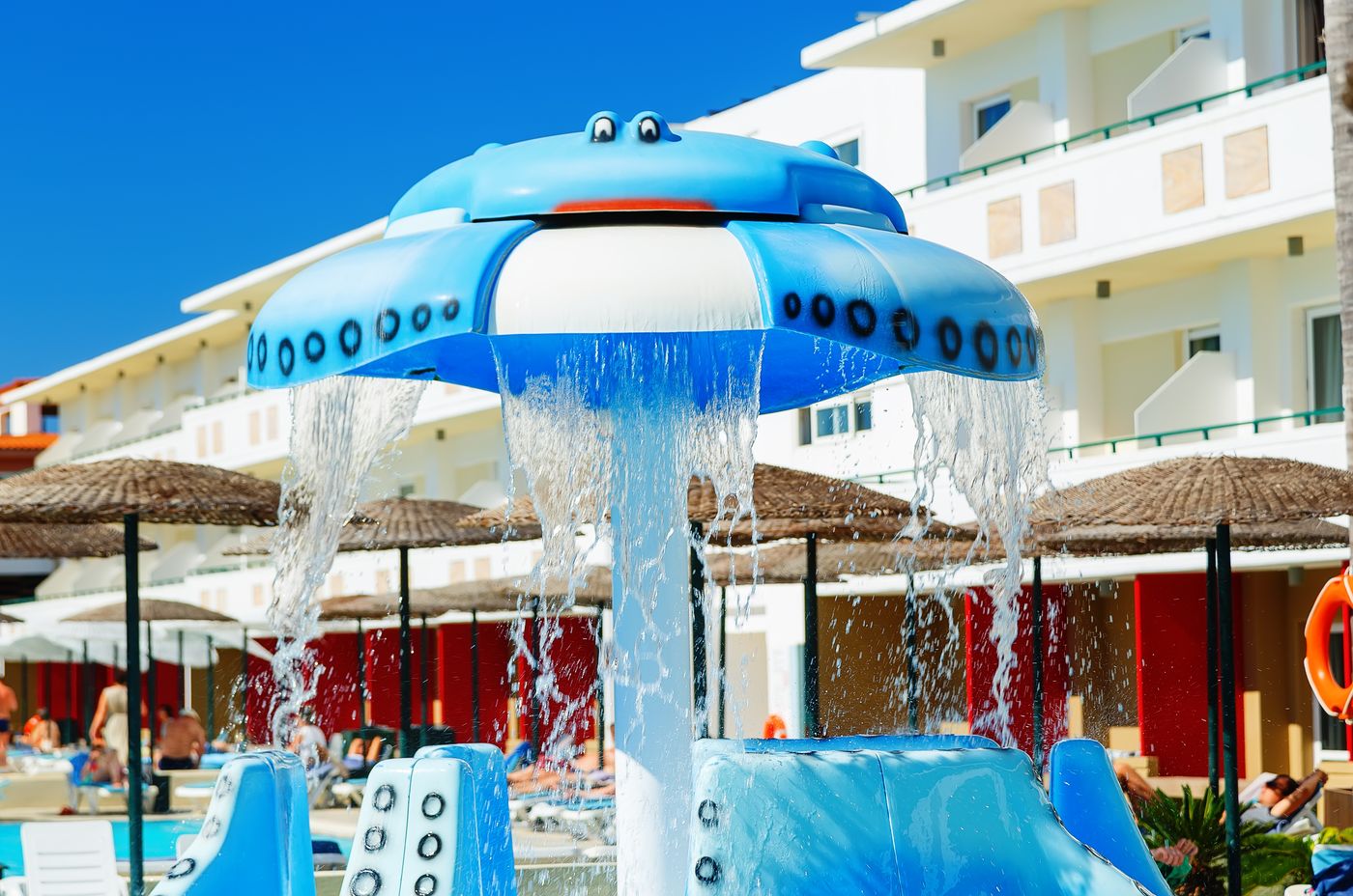 Dodeca-Sea-Resort-Pool-14