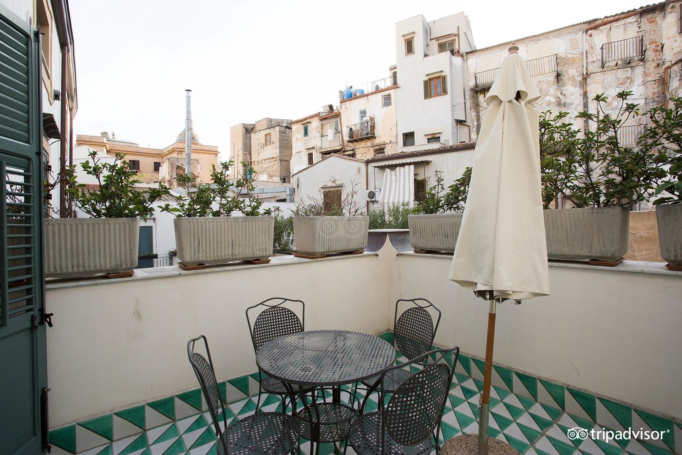 Palazzo-Brunaccini-Room-8