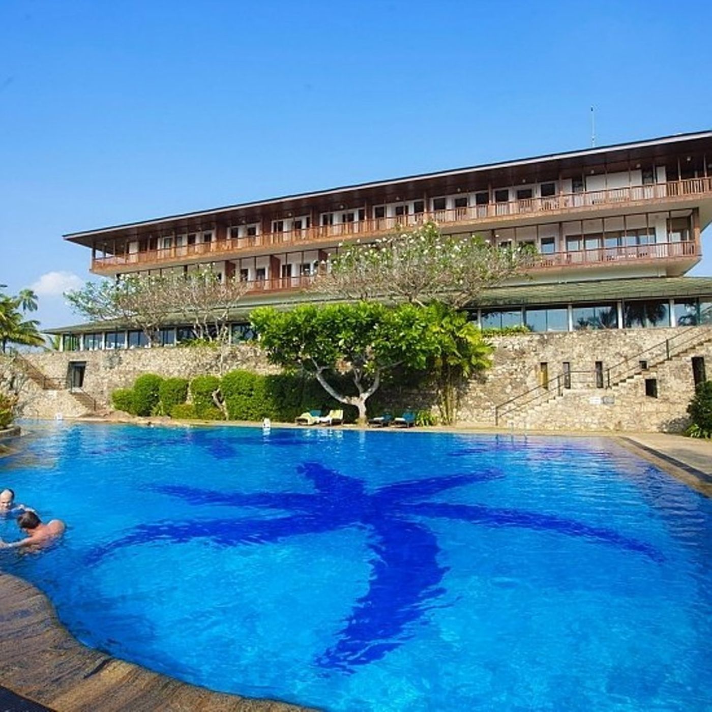 Cinnamon-Bentota-Beach---Signature-Selection-Pool-2