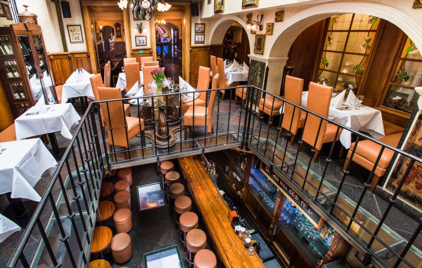 Hotel-U-Zlateho-Stromu-Prague-by-BHG-Restaurant-7