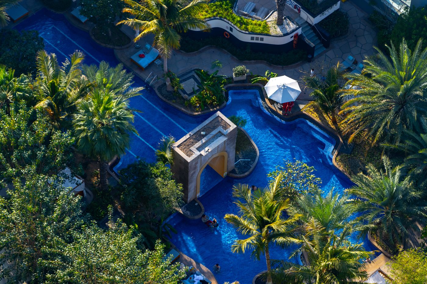 Conrad-Hotel-Dubai-General-view-4