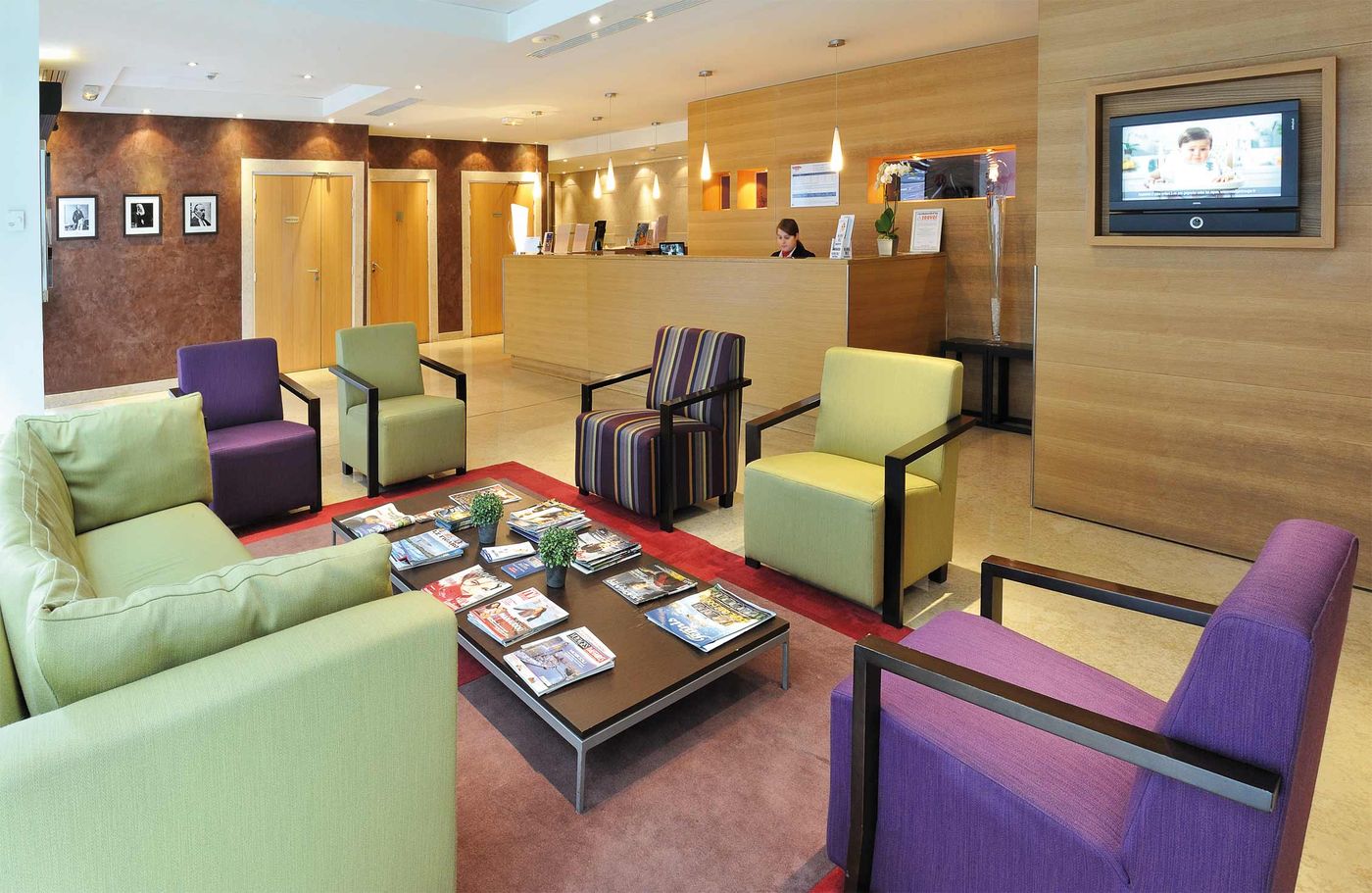 Residhome-Paris-Opera-Lobby-6