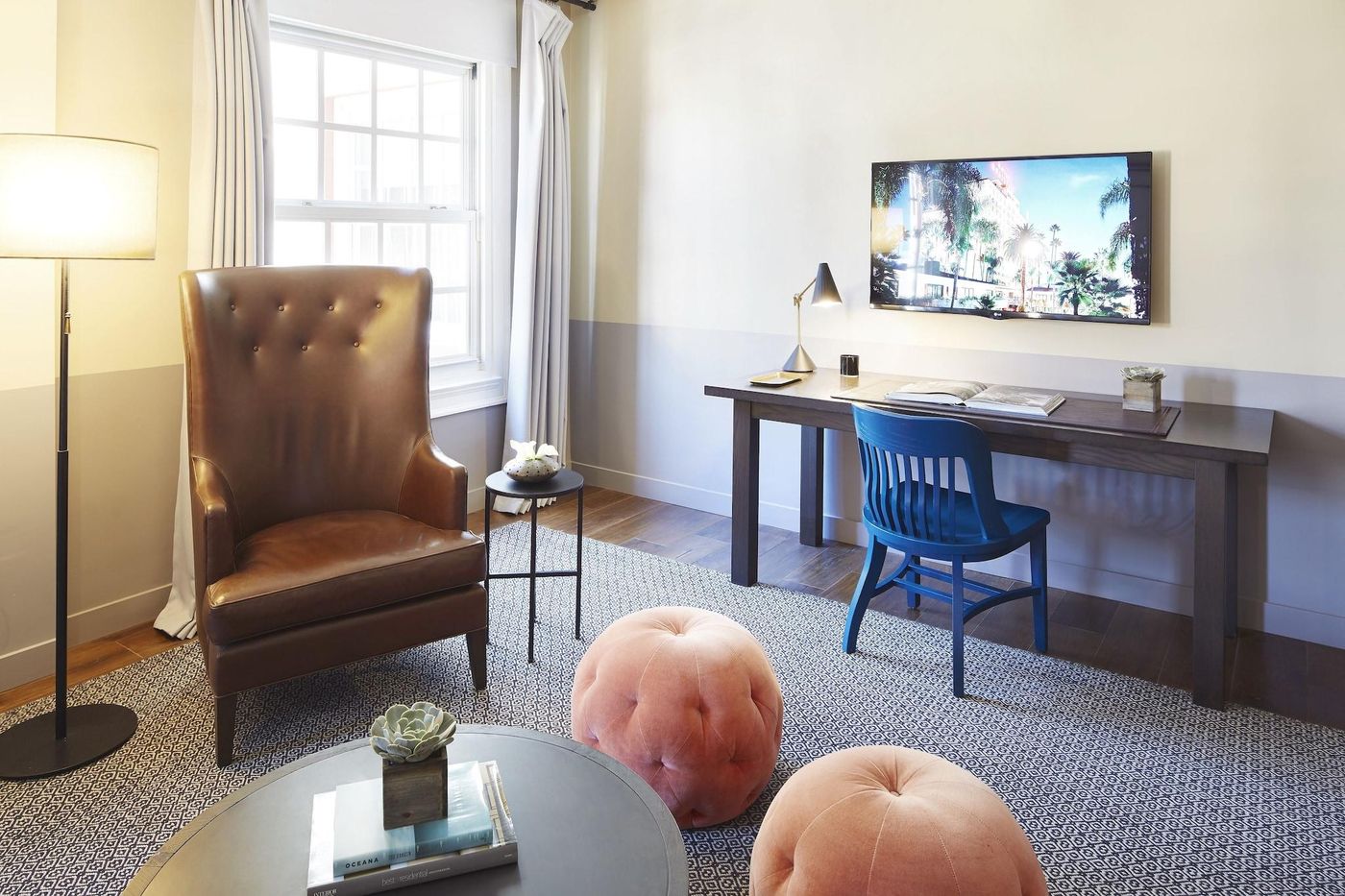 Hollywood-Roosevelt-Room-48