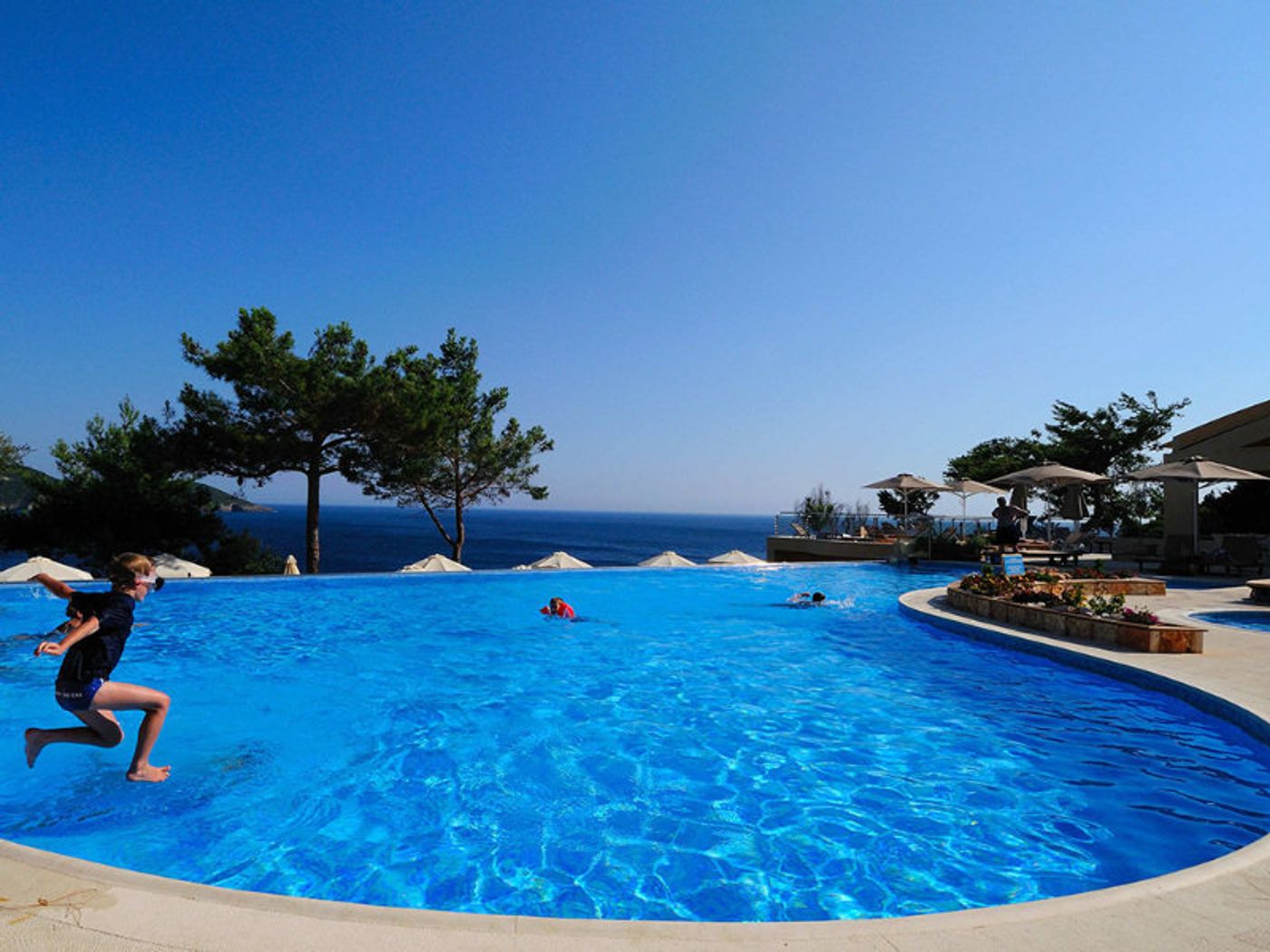 Akrotiri-Beach-Pool-3